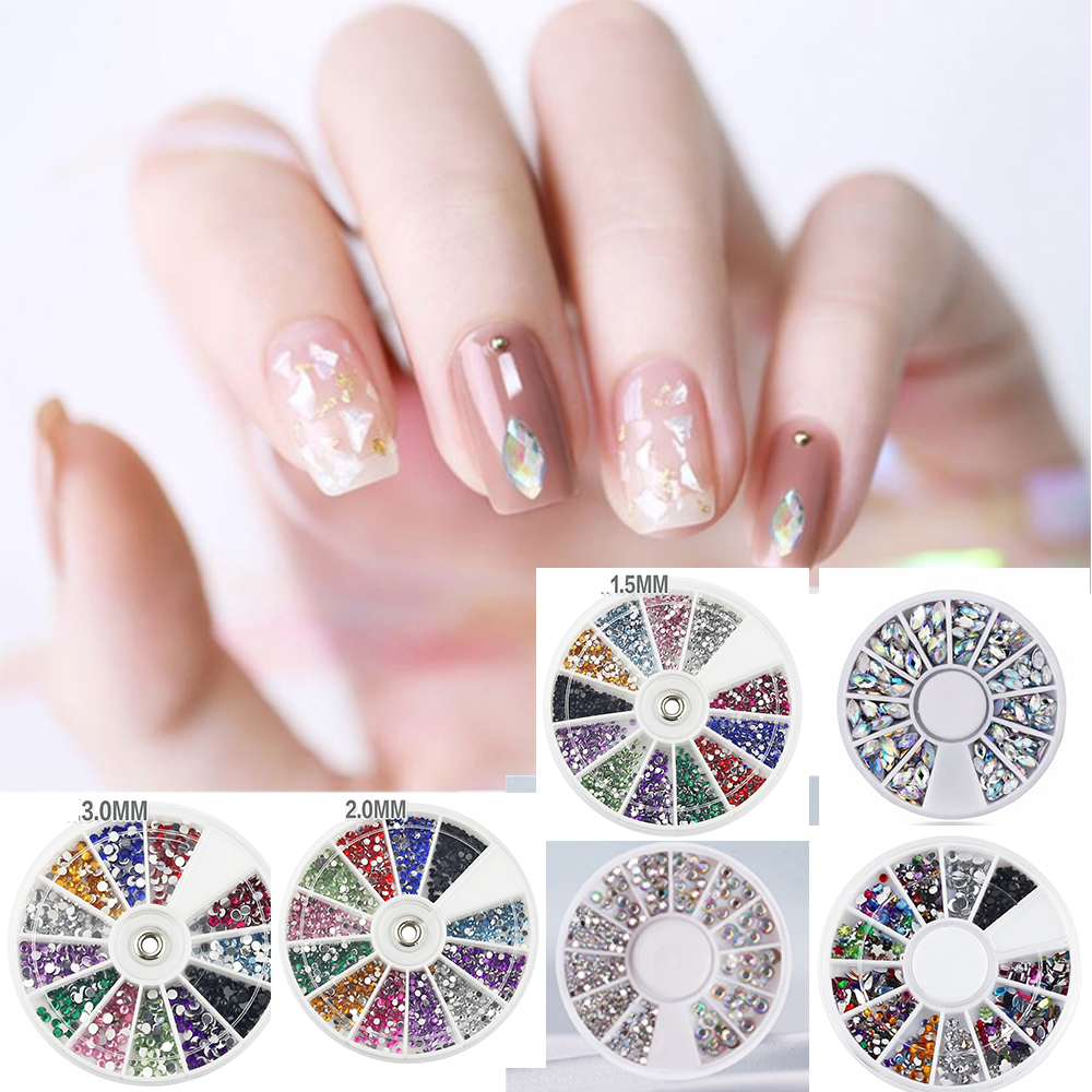 Đá Nail Hỗn Hợp Khay Tròn, Đá Sáng Với Nhiều Màu Sắc, Nhiều Kiểu Dáng Kích Cỡ Lựa Chọn, Đá Trang Trí Gắn Móng, Đá Hình Đa Diện, Đính Được Chắc Chắn Lên Móng, Có Thể Lau Tạo Độ Bóng Nổi Bật, Có Thể Phối Nhiều Phong Cách Phù Hợp Trang Phục, Sự Kiện, Tạo Bộ