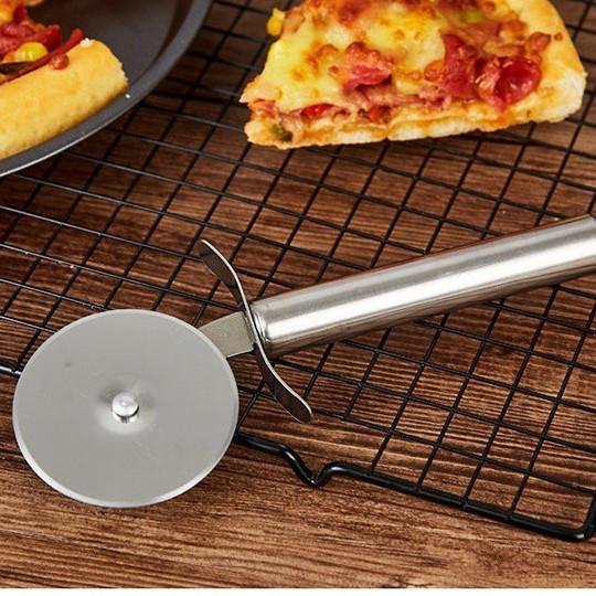Dao Lăn Cắt Bánh Pizza Chuyên Nghiệp Bằng Thép Không Gỉ Inox 304