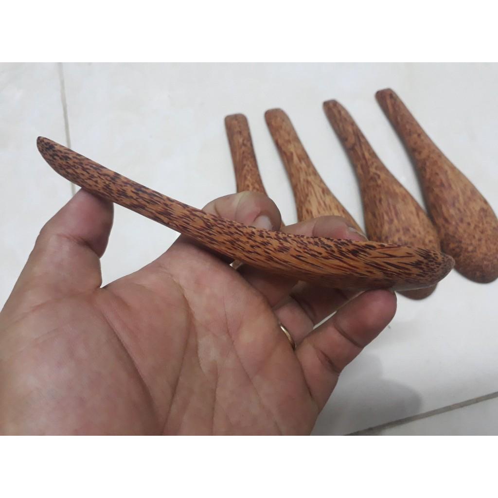 Muỗng gỗ dừa ăn cơm