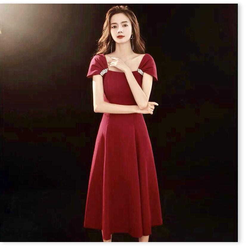 ĐẦM UMI ĐÍNH NGỌC ĐỎ TRƠN NHƯNG KHÔNG KÉM PHẦN QUAN TRỌNG THỜI TRANG KING STORE