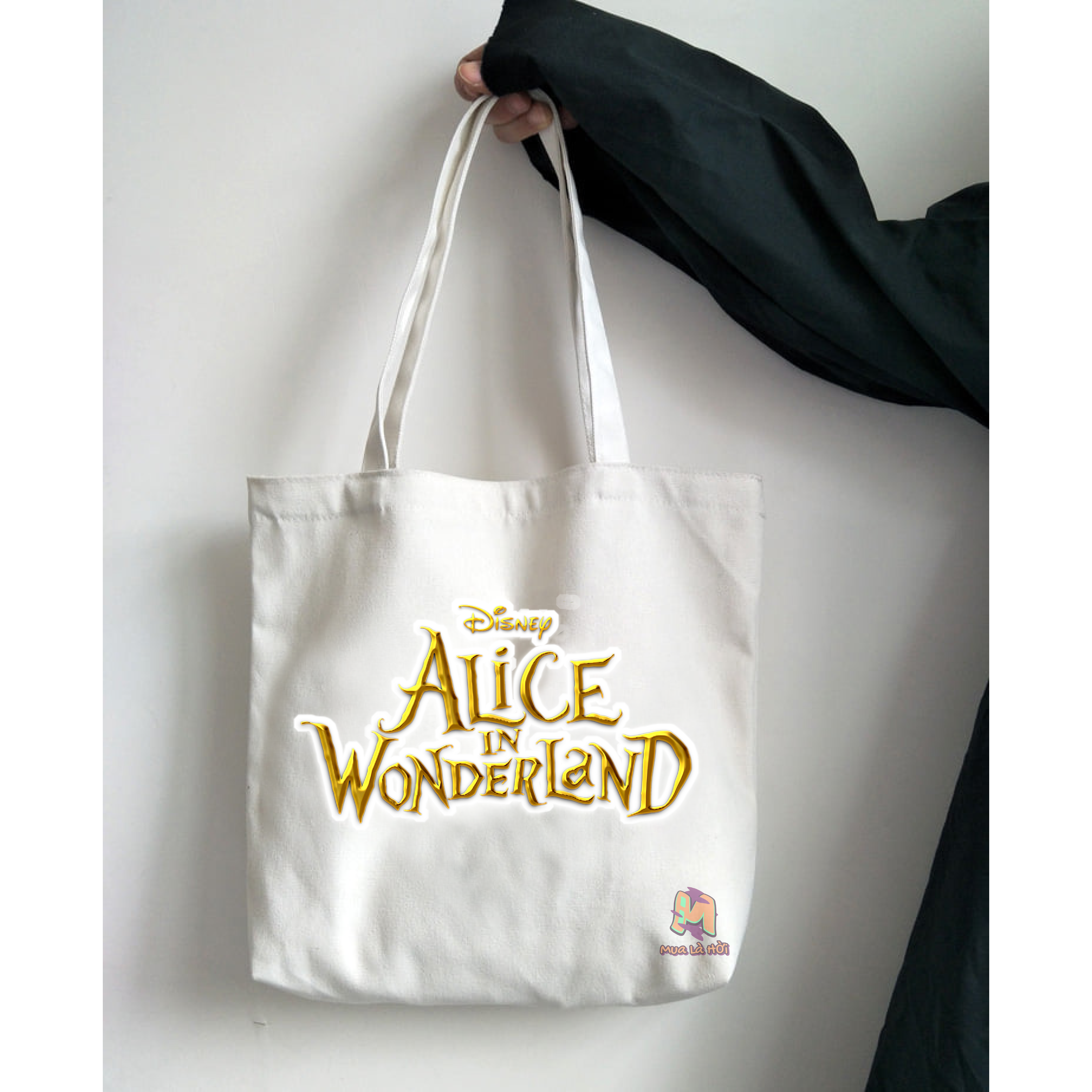 Túi Tote in hình chủ đề Alice in the Wonderland