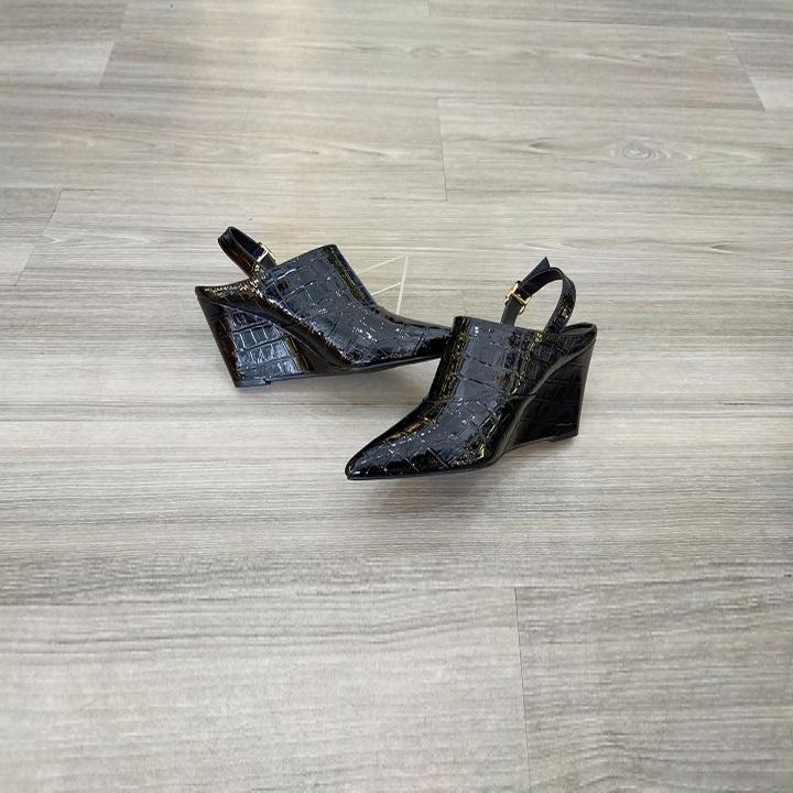 Giày sandal nữ cao gót 7 phân màu đen hàng hiệu rosata ro275