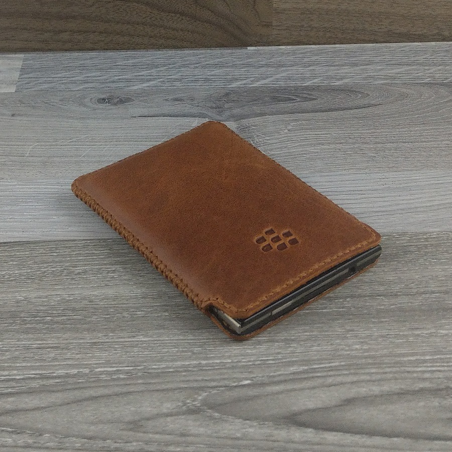 Bao Da Rút dành cho Blackberry Passport silver Style Da Bò