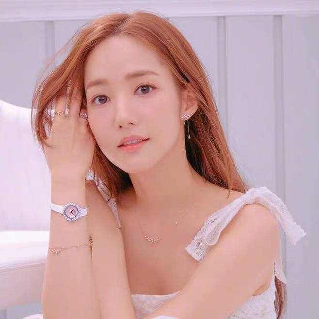 Khuyên tai hoa đính đá tiểu thư hàn quốc - khuyên tai thư kí Kim