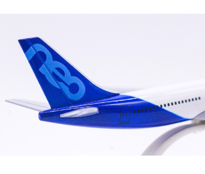 Mô hình máy bay tĩnh A330 Neo 20cm có bánh xe