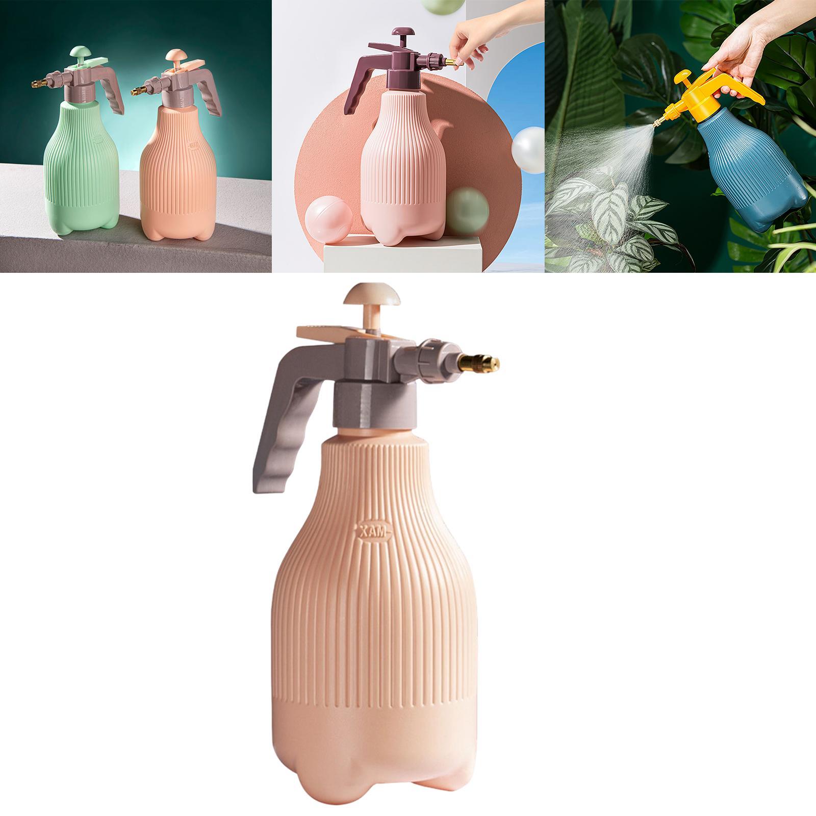 Garden Pump Sprayer 1.5 L Handheld Rotating Nozzle for Lawn Indoor Outdoor Light