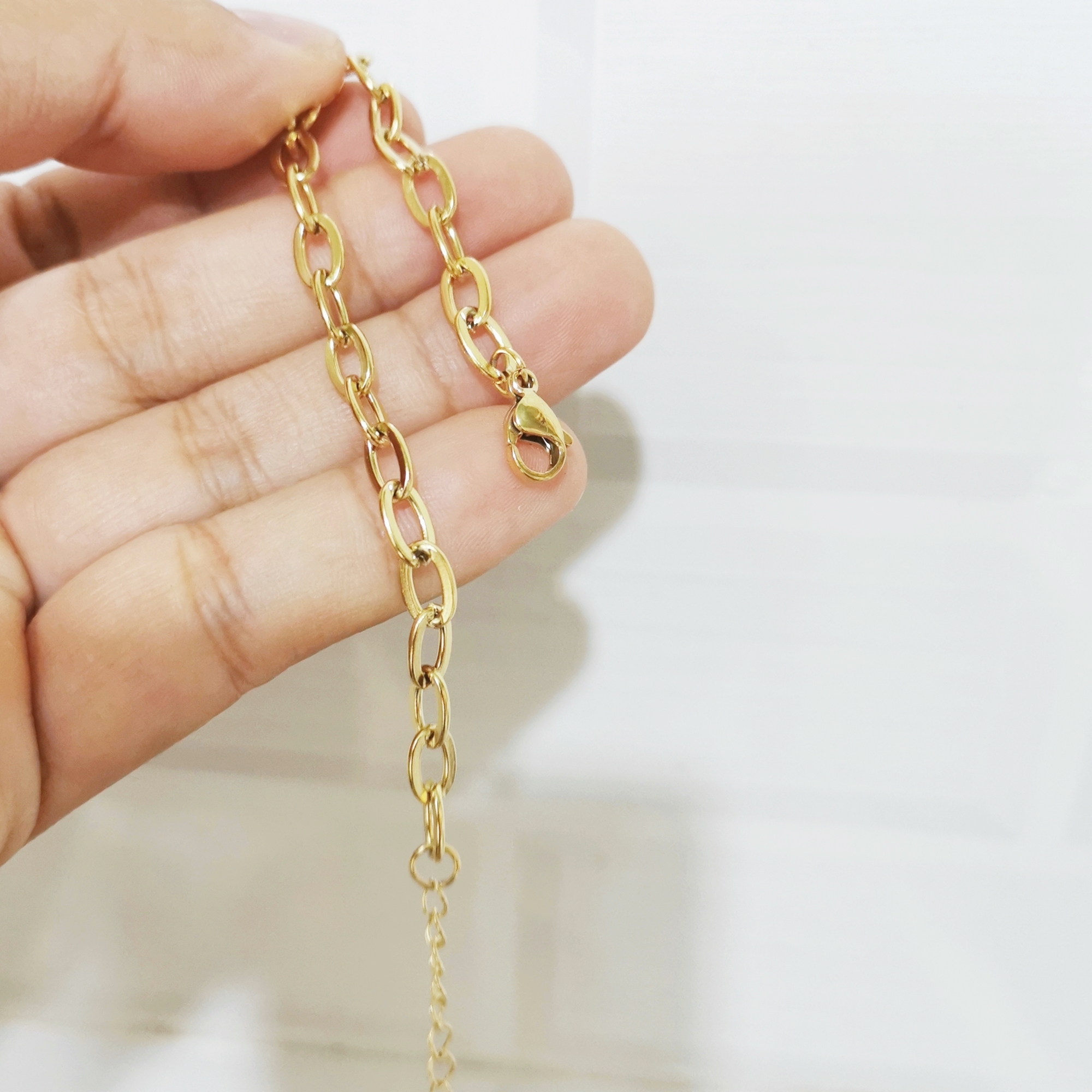 Lắc tay xích nữ chất liệu titan không đen gỉ mắt xích 5 mm