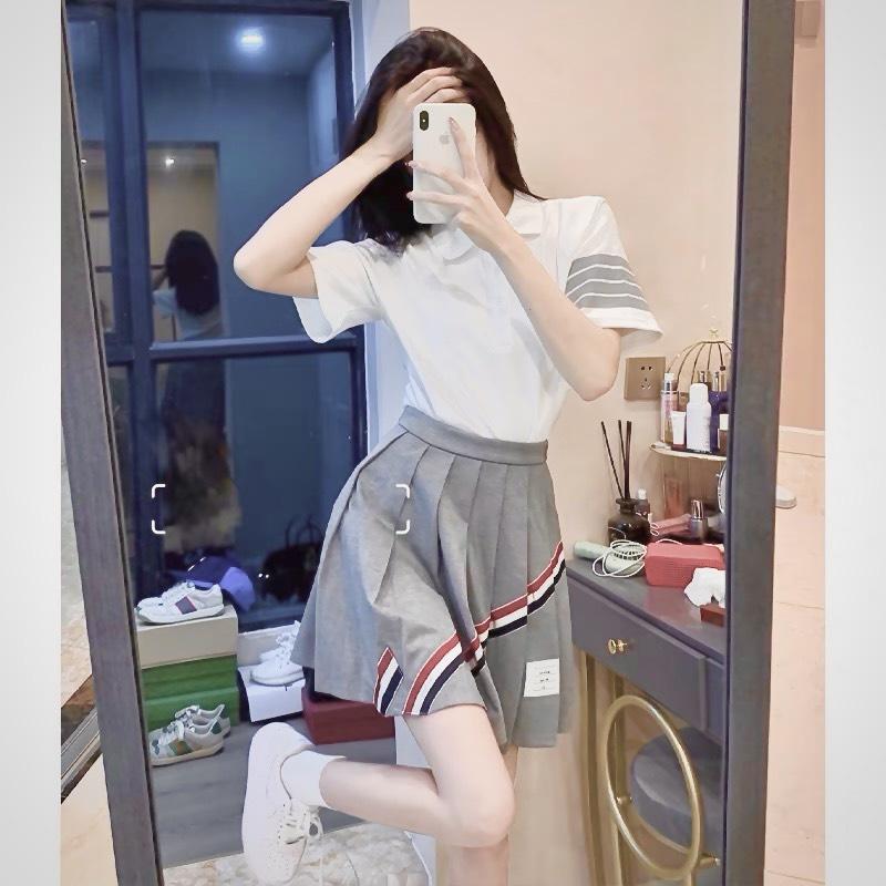 Set áo sơ mi Thomb chân váy xếp ly, set nữ kẻ phong cách Hàn Quốc