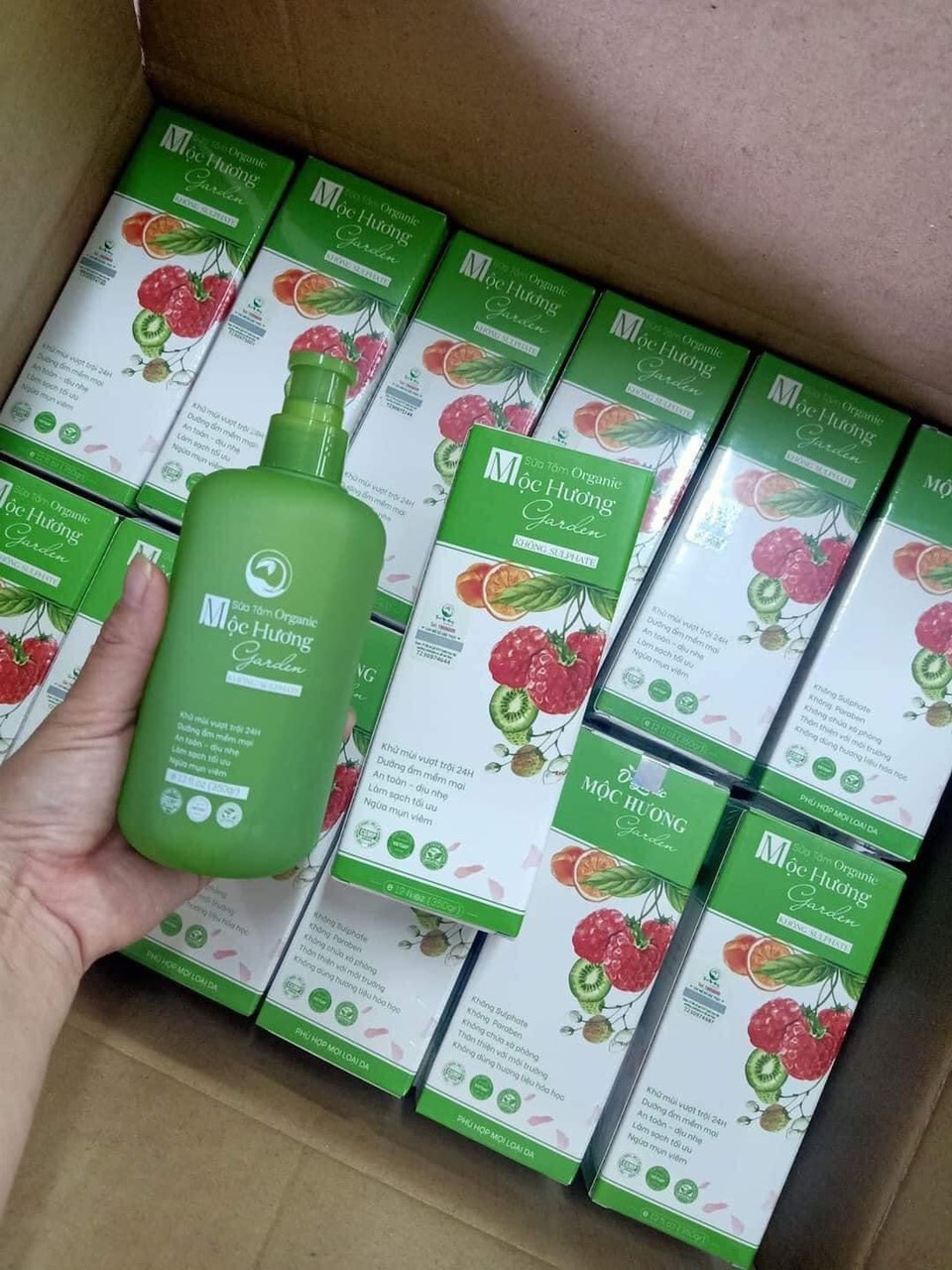 Sữa Tắm Organic Mộc Hương Garden Thanh Mộc Hương Tặng Kèm Trà Túi Lọc Wonmom