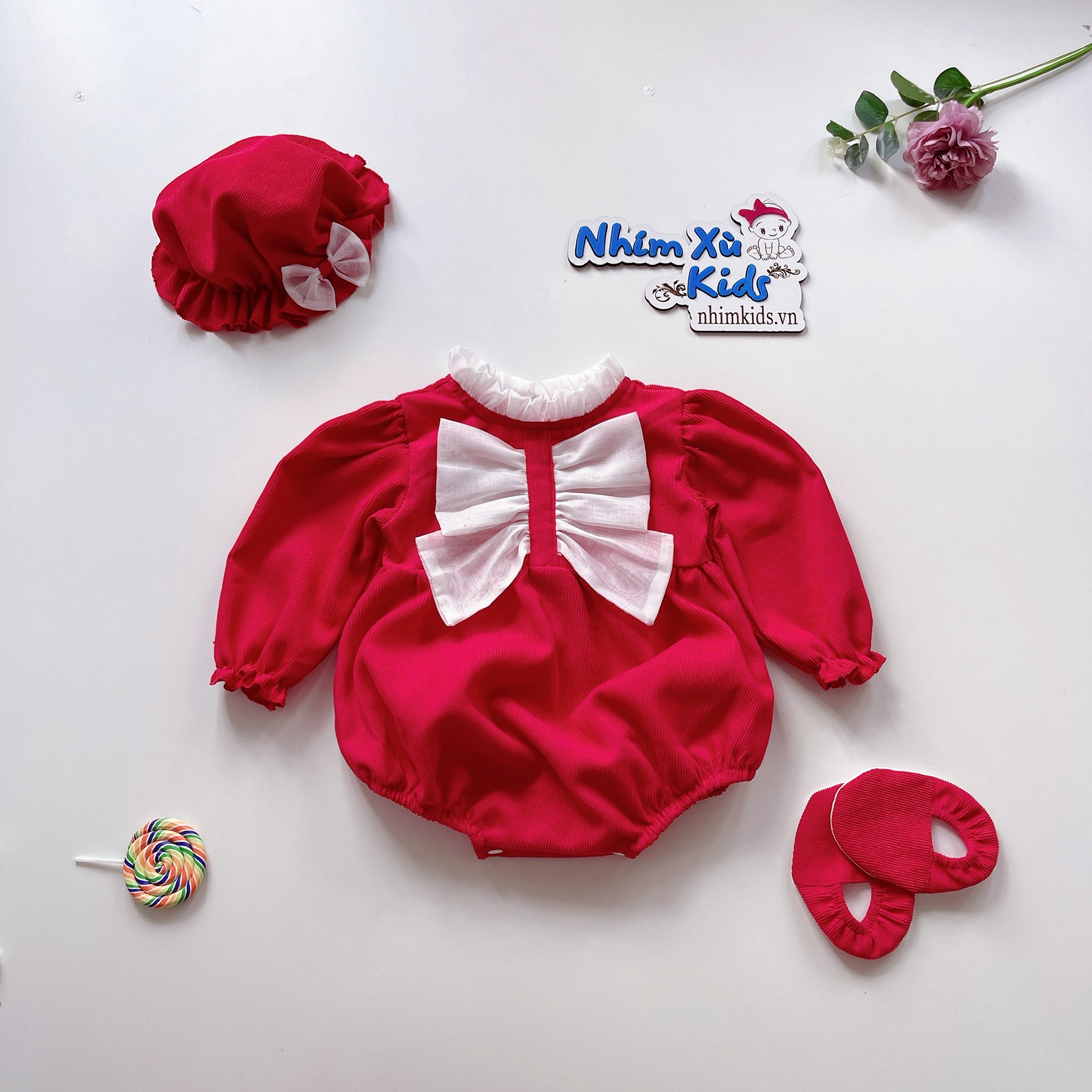 Body Nhung Đỏ Cho Bé Gái 3 Đến 12kg, Bodysuit Kèm Quà Tặng Nón Và Giày