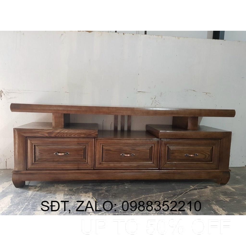 Kệ tivi gỗ sồi đen kiểm tra trước khi nhận hàng