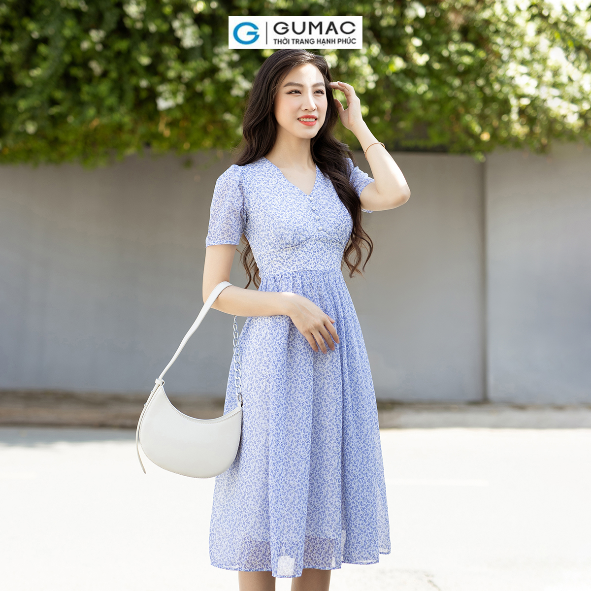 Đầm xòe voan hoa nhí xếp ly cột dây nơ nữ tính thanh lịch thời trang GUMAC DD07030