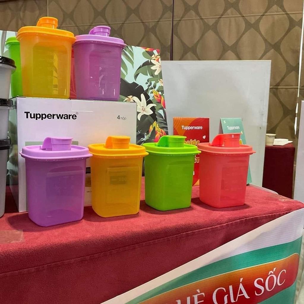 Bộ 4 bình nước Tupperware Slim Line Pitcher 350ml