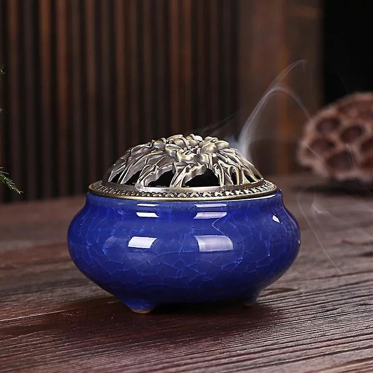 Lư xông đốt trầm bằng sứ