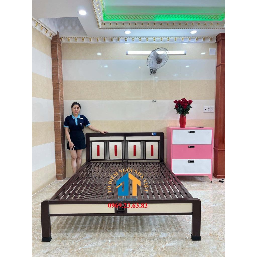 Giường sắt hộp 48 1m6x2m Đại Thành
