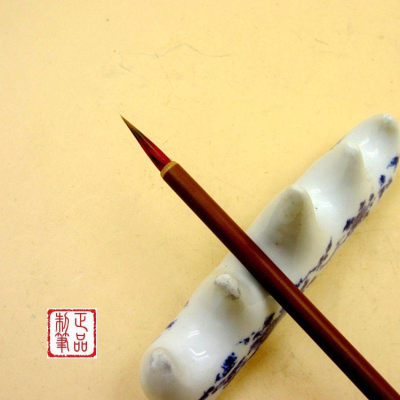 Bút tiểu hồng mao, Cán bút: cán treLông bút: hồng mao lông chimCông năng: thư pháp, thư họa