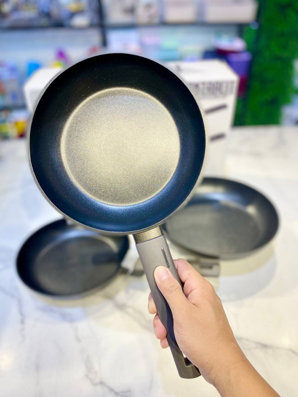 Chảo rán Berlinger Haus BH/8114 28cm màu than đen – Antracit Collection Hàng chính hãng