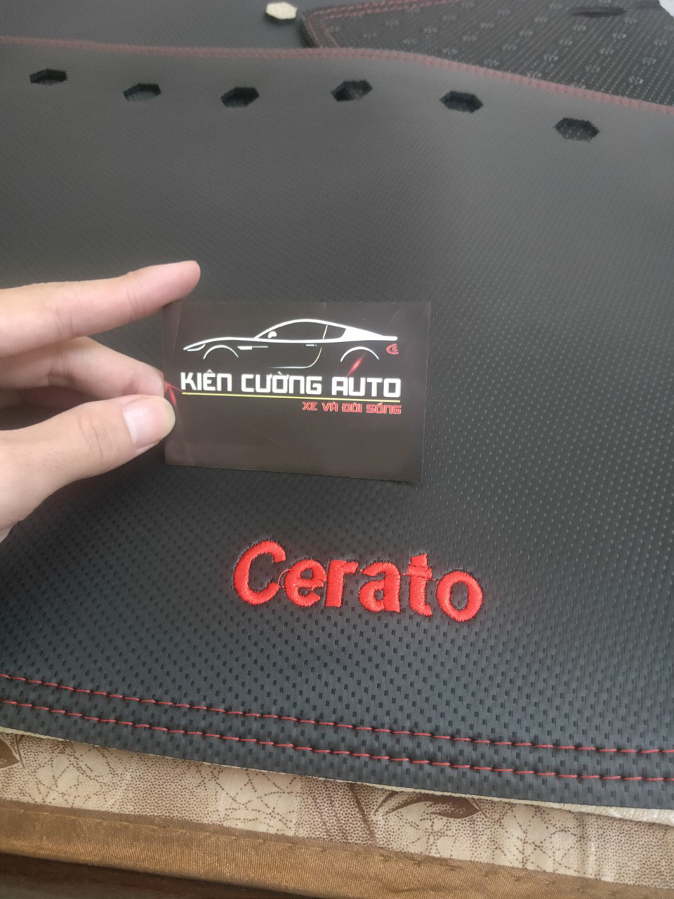Thảm Taplo Xe Kia Cerato 2013-2018 loại da dày cao cấp 3 lớp chống trượt Da Carbon đen