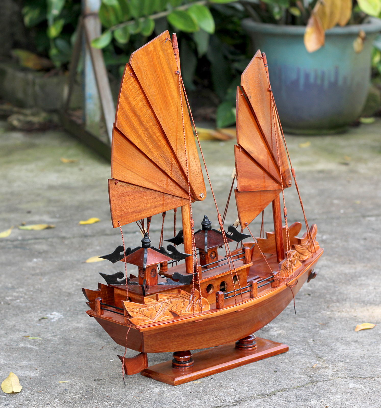 Mô hình thuyền buồm gỗ trang trí Rồng Hạ Long 40cm