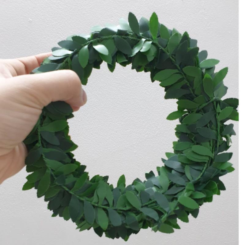 Dây lá cây giả bằng lụa dùng trang trí nhà cửa/các buổi tiệc kích thước 7.5m
