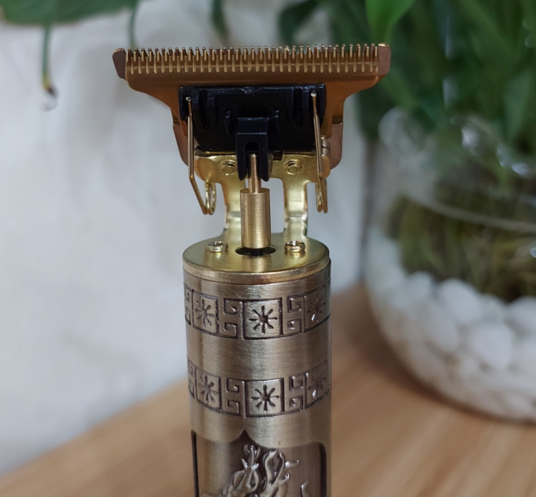 TÔNG ĐƠ CẮT TÓC BẤM VIỀN PIN SẠC CHUYÊN NGHIỆP VINTAGE T9 KÈM 4 CỠ LƯỢC ,PIN SẠC , MÁY SẠC ,CHỔI QUÉT VÀ DẦU BÔI TRƠN