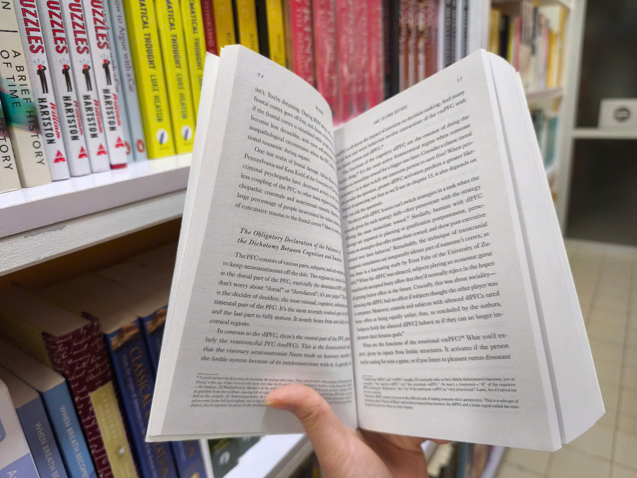 Sách - Behave by Robert Sapolsky - Sách tiếng anh, Bìa mềm