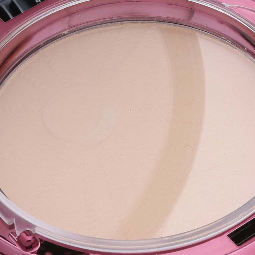 Phấn phủ Geo Sortie Caviar Deluxe Pact