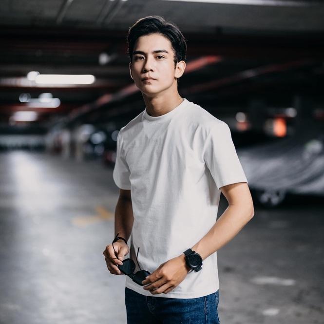 Áo thun nam trắng trơn tay ngắn, cổ tròn, vải cotton co giãn, BLACK TEE thiết kế đơn giản TSBLT0006