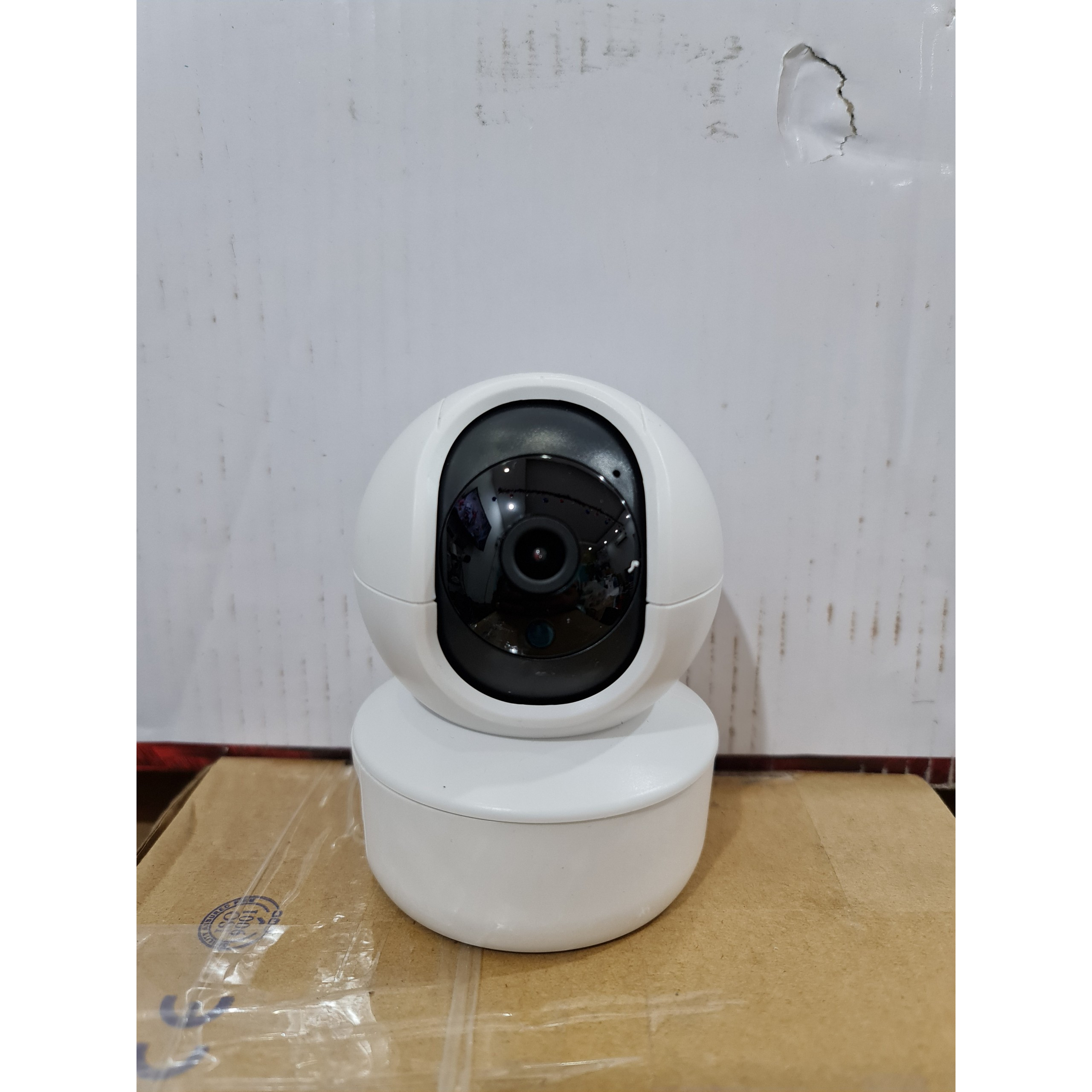 Camera Robot 2.0 xoay 4 hướng wifi