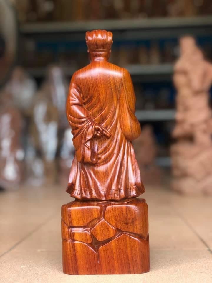 Tượng khổng minh bằng gỗ hương đá kt cao 40×14×13cm