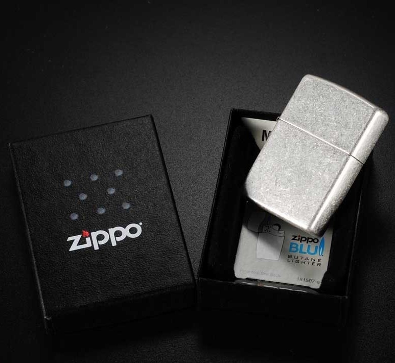 Bật Lửa Zippo Antique Silver Plate