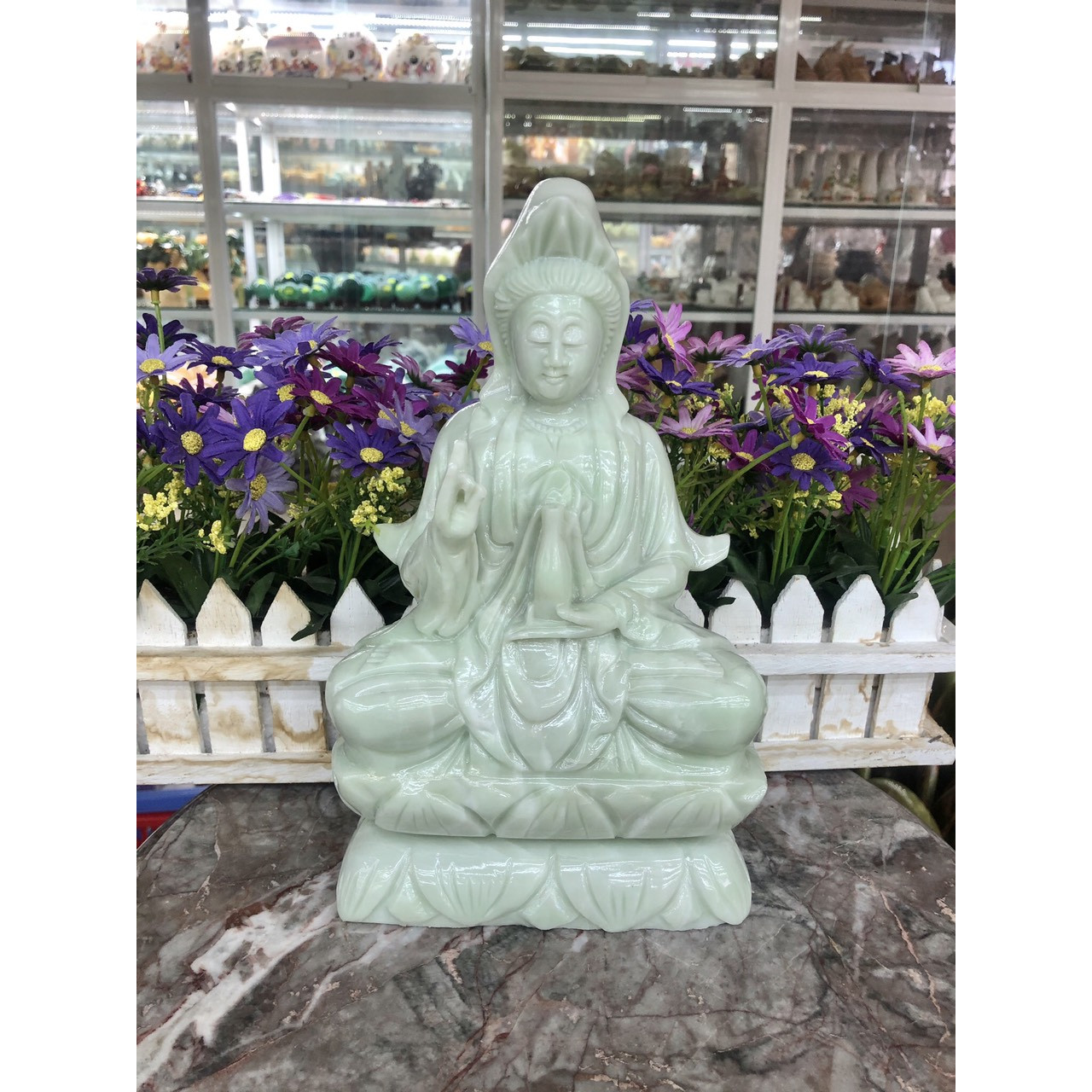 Tượng Phật Bà Quan Thế Âm Bồ Tát ngồi đài sen cầu bình an đá cẩm thạch trắng xanh - Cao 25 cm