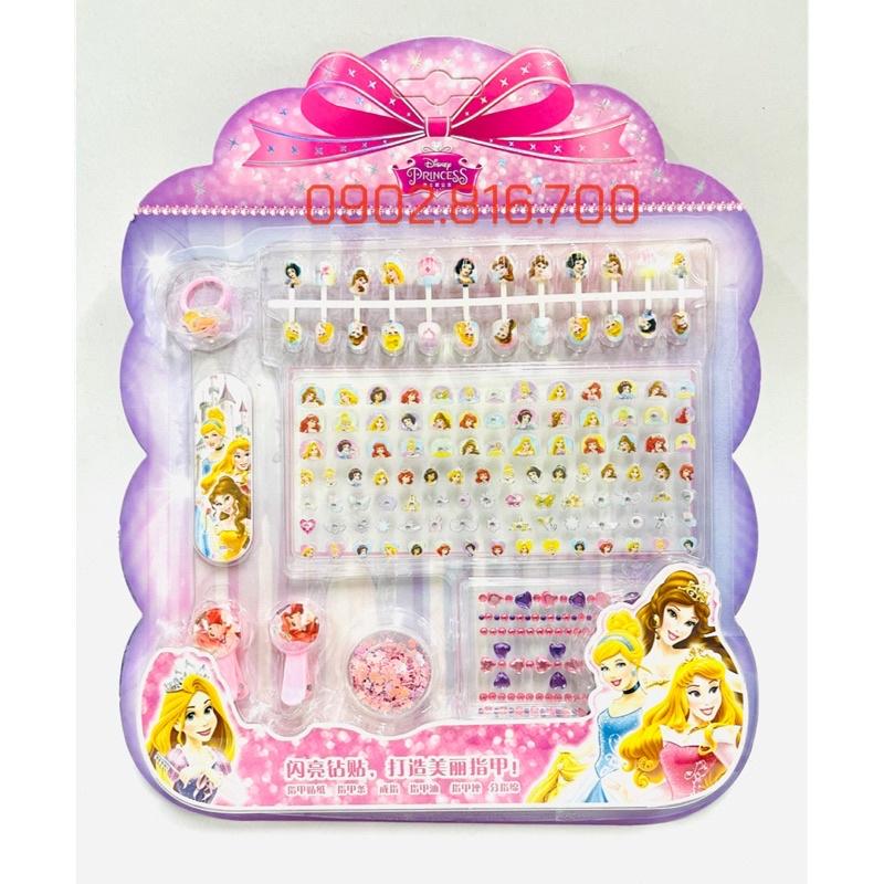 Vỉ đồ chơi trang điểm làm móng làm nails sticker 3D nổi dán móng tay cho bé gái hình Elsa-công chúa-Ariel-Sofia