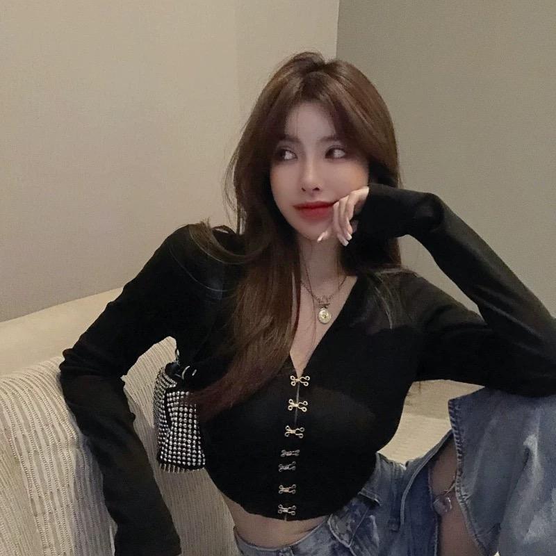 MS798 Áo len nữ dài tay cúc cài croptop độc lạ cá tính