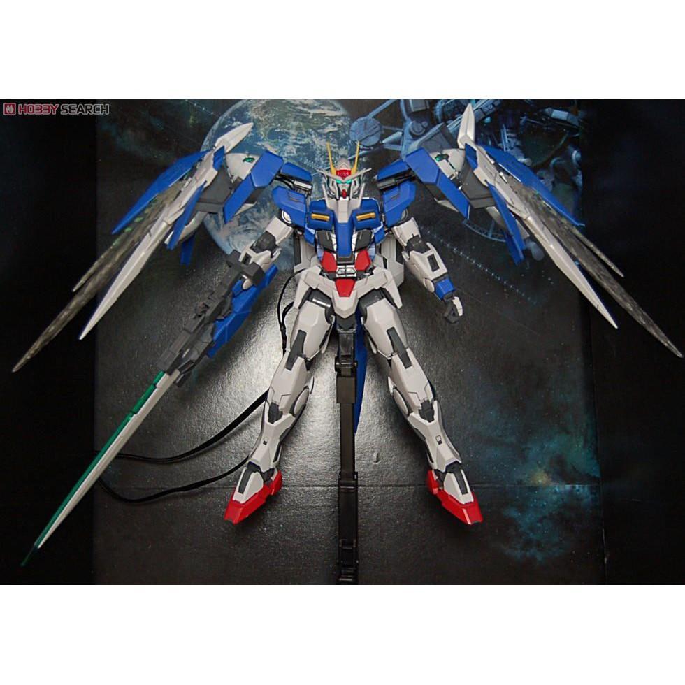 Mô hình GUNDAM 00 RAISER MG 1/100 oo lắp ráp Bandai Chính Hãng