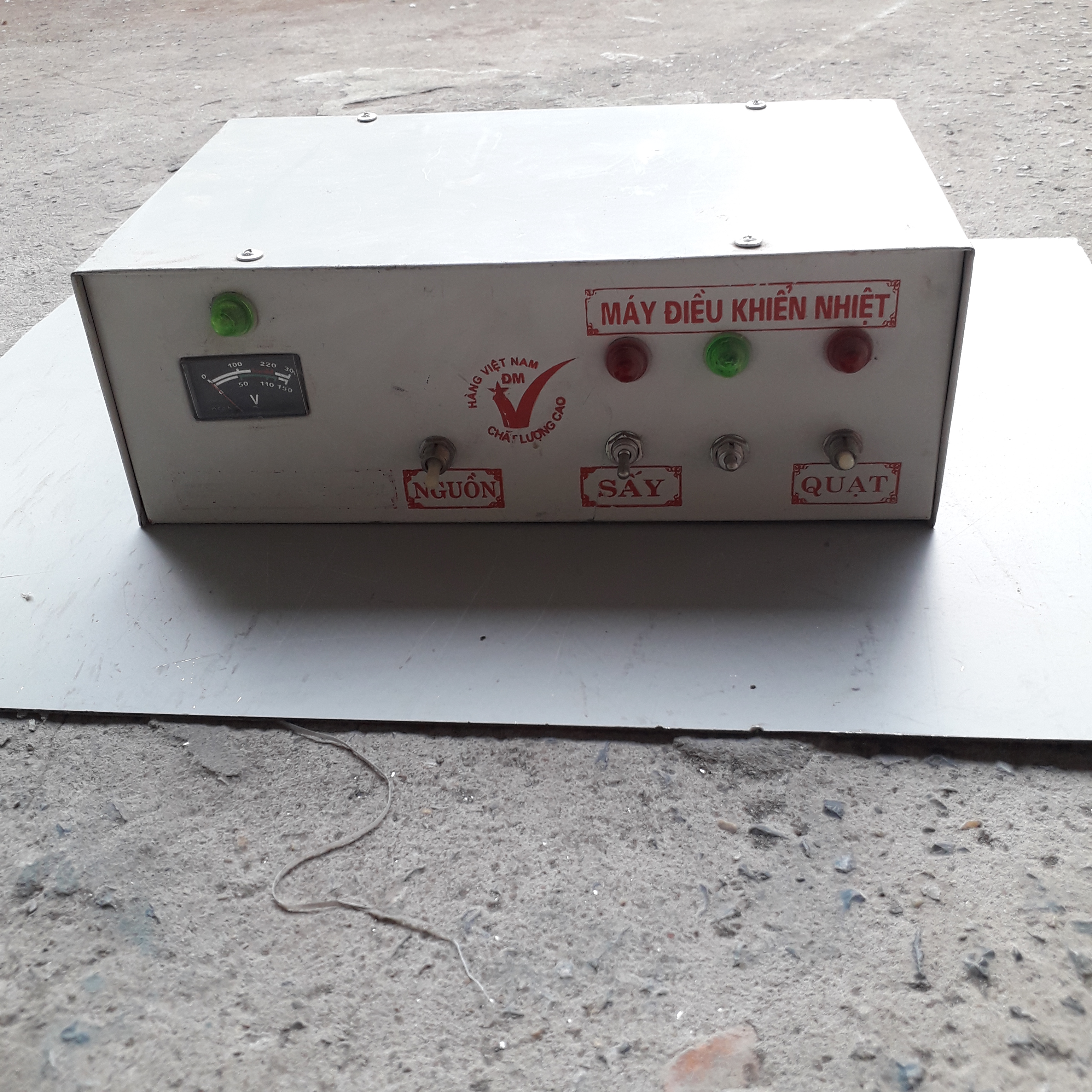 Bộ điều khiển nhiệt độ ấp trứng máy công nghiệp