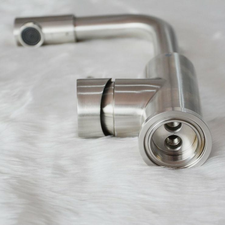 Vòi rửa bát nóng lạnh cao cấp