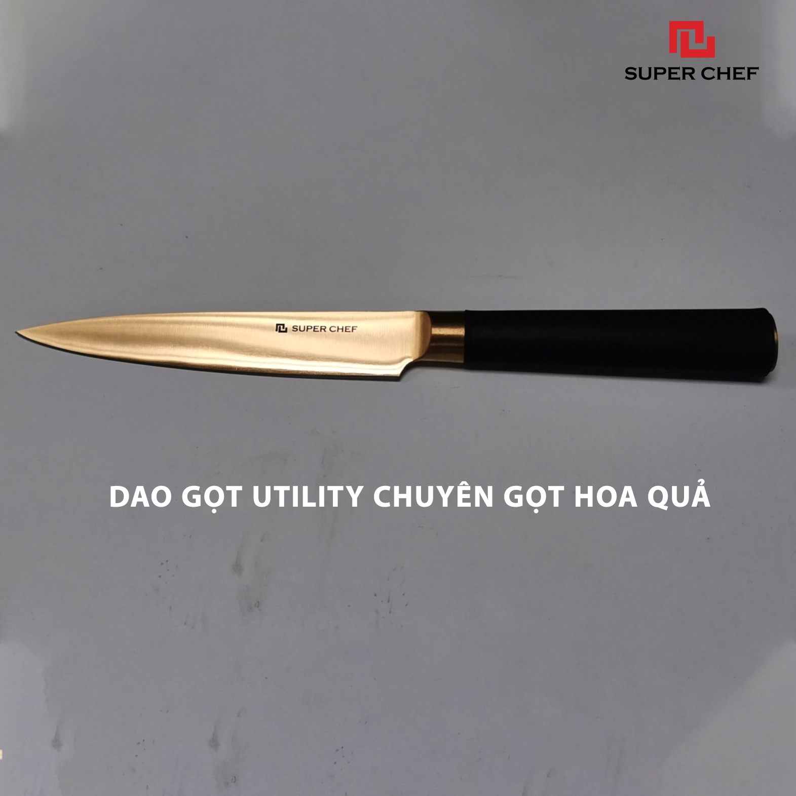 Bộ Dao Bếp Mạ Titan (5 cái) Cao Cấp Chính Hãng Super Chef Bằng Thép Không Gỉ, An Toàn Sức Khỏe, Sắc Bén, Siêu Bền Bỉ Lâu Cùn,Đa Năng Siêu Tiện Lợi Kèm Theo Giá Đỡ Dao Sang Trọng