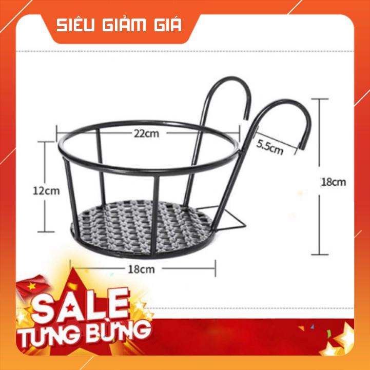 KỆ ĐỂ BÌNH HOA - LỌ HOA CÓ MÓC TREO BAN CÔNG TIỆN LỢI