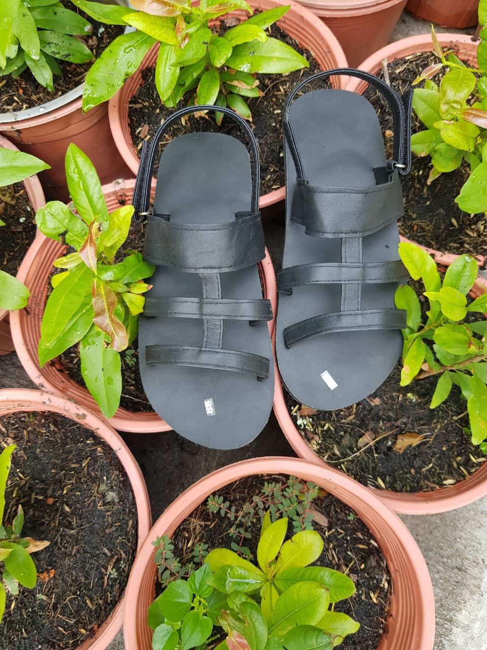 sandal nữ đế đen quai đen size từ 35 nữ đến 42 nữ