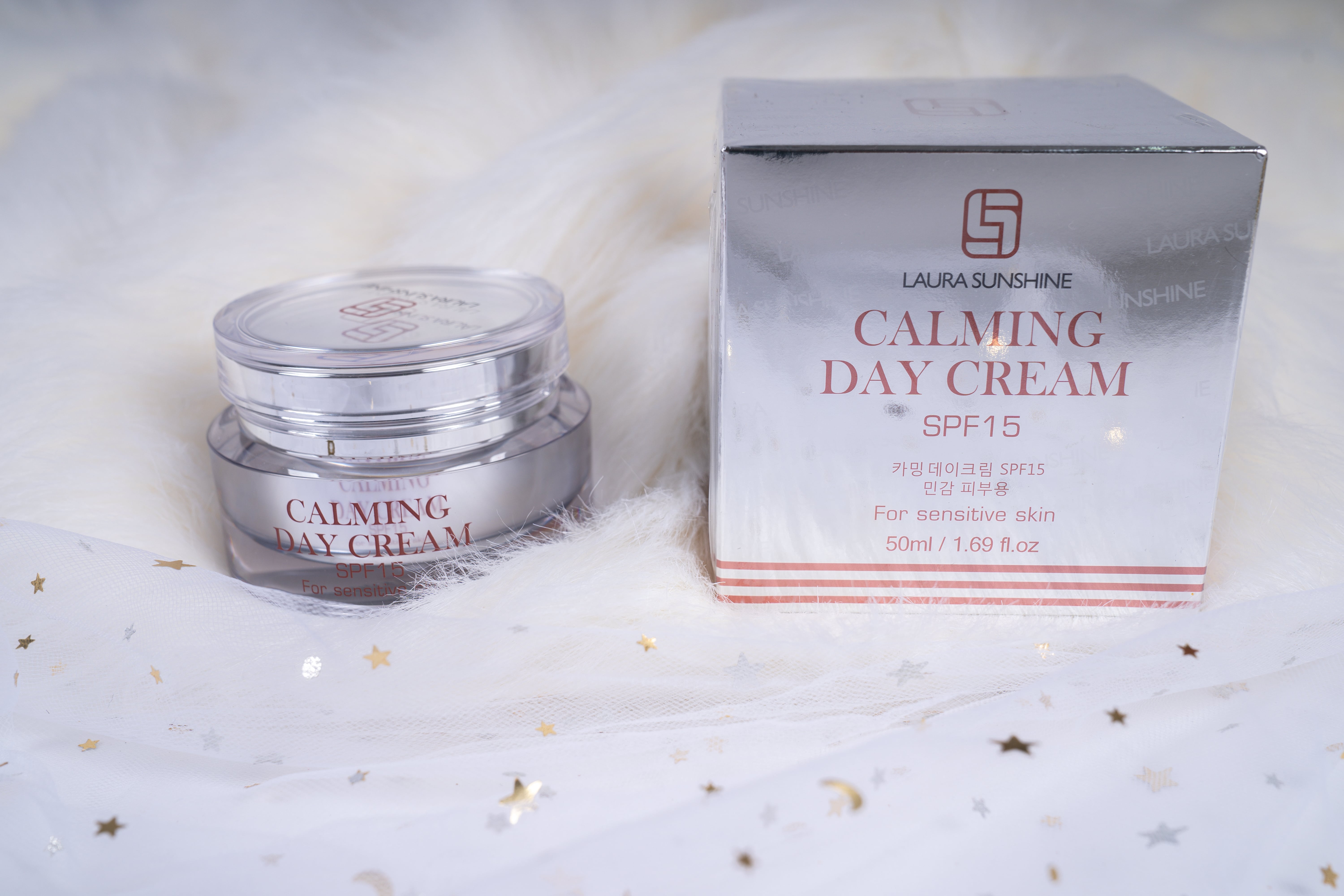 Kem ngày dưỡng trắng da cho da nhạy cảm Hàn Quốc 50ml - Calming Day Cream SPF15+ - Laura Sunshine - Nhật Kim Anh