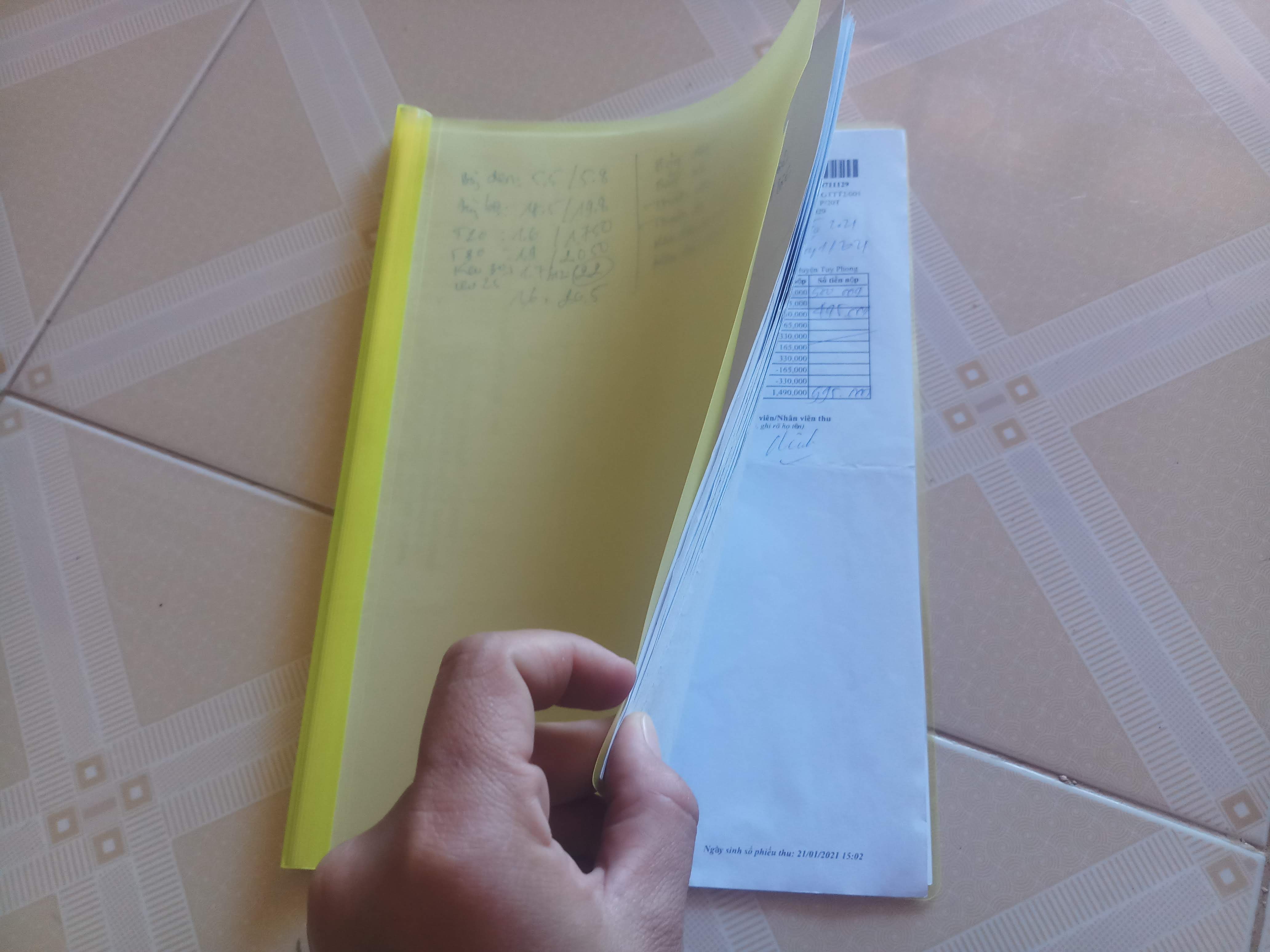 Bìa rút gáy kẹp hồ sơ tài liệu nhiều mẫu mã và màu sắc