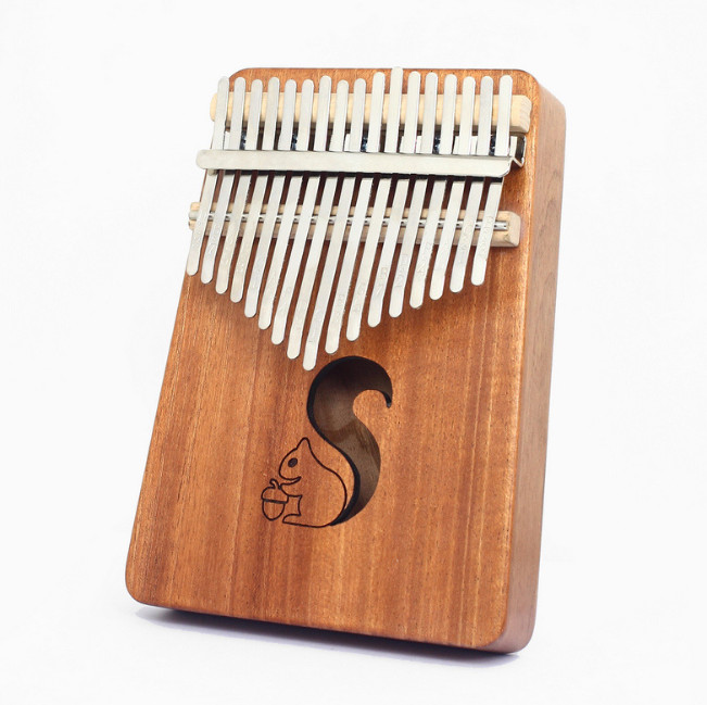 Đàn Kalimba 17 Phím gỗ mahogany M-17 Sóc cute ( Tặng Túi nhung bảo vệ, Búa chỉnh âm, Sticker dán note, Khăn lau, stick màu)