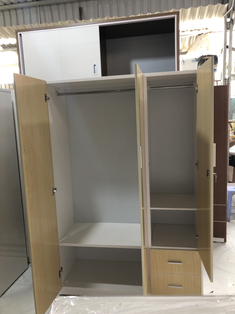 Tủ áo chất lượng bằng nhựa tốt 1m2 x 1m8 x 48 cm