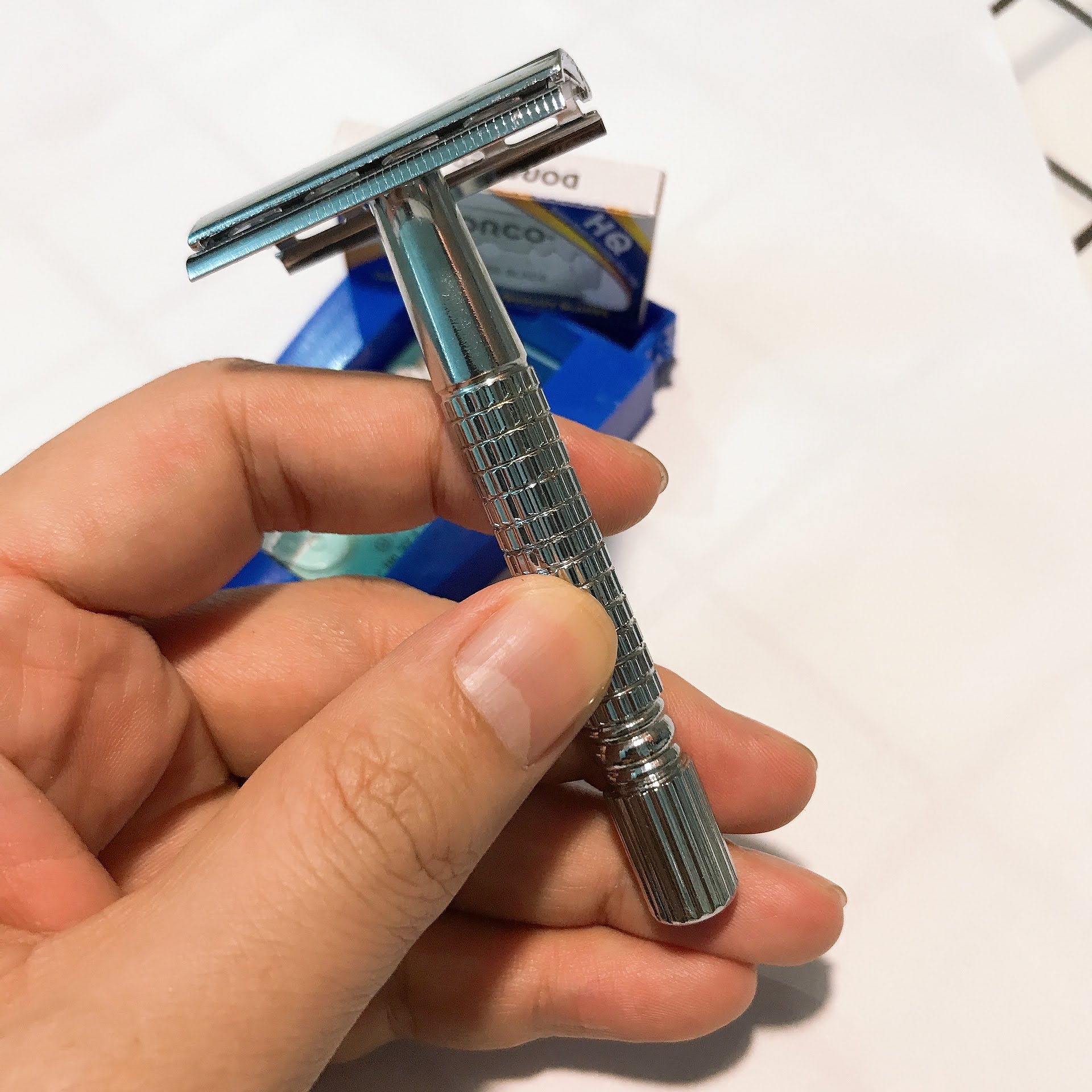 Dao Cạo INOX Cổ Điển 7701 + Tặng Kèm 10 Lưỡi Dao Cạo , Phong Cách Tháo Rời, Chất Lượng, Hộp gương, Dao Cạo FULLBOX