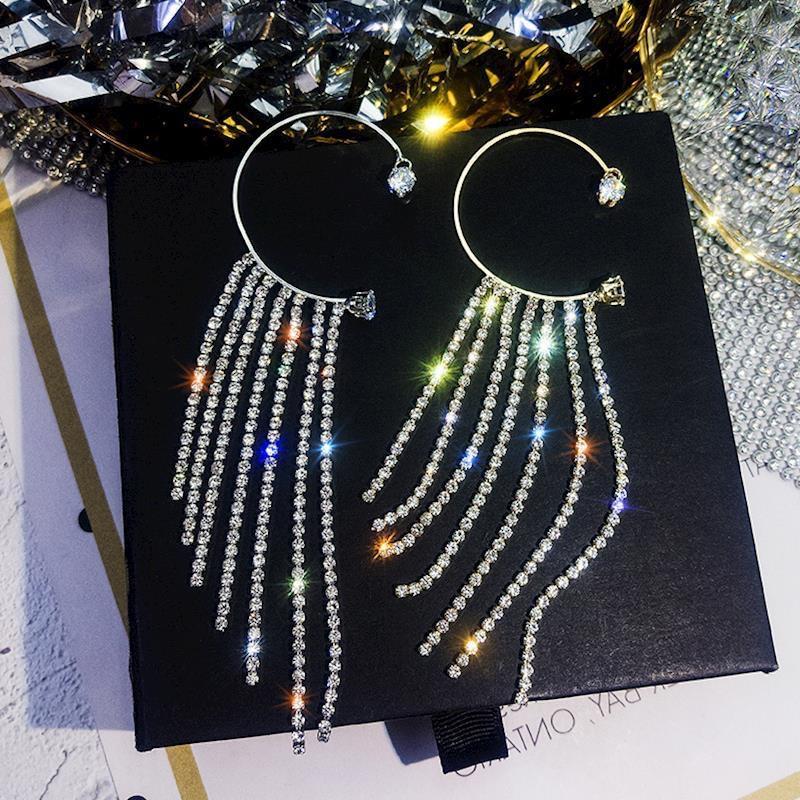 Hoa tai đính đá gài 1 bên - Arora boutique