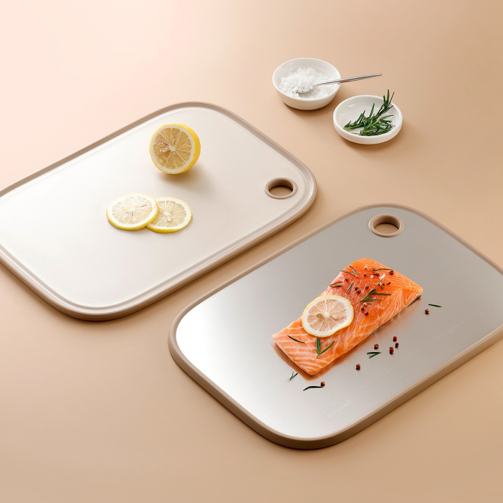 Thớt 2 Mặt Kháng Khuẩn LocknLock Double Sided Board CKD096IVY 40*28*1.2cm, Hàng Chính Hãng - JoyMall