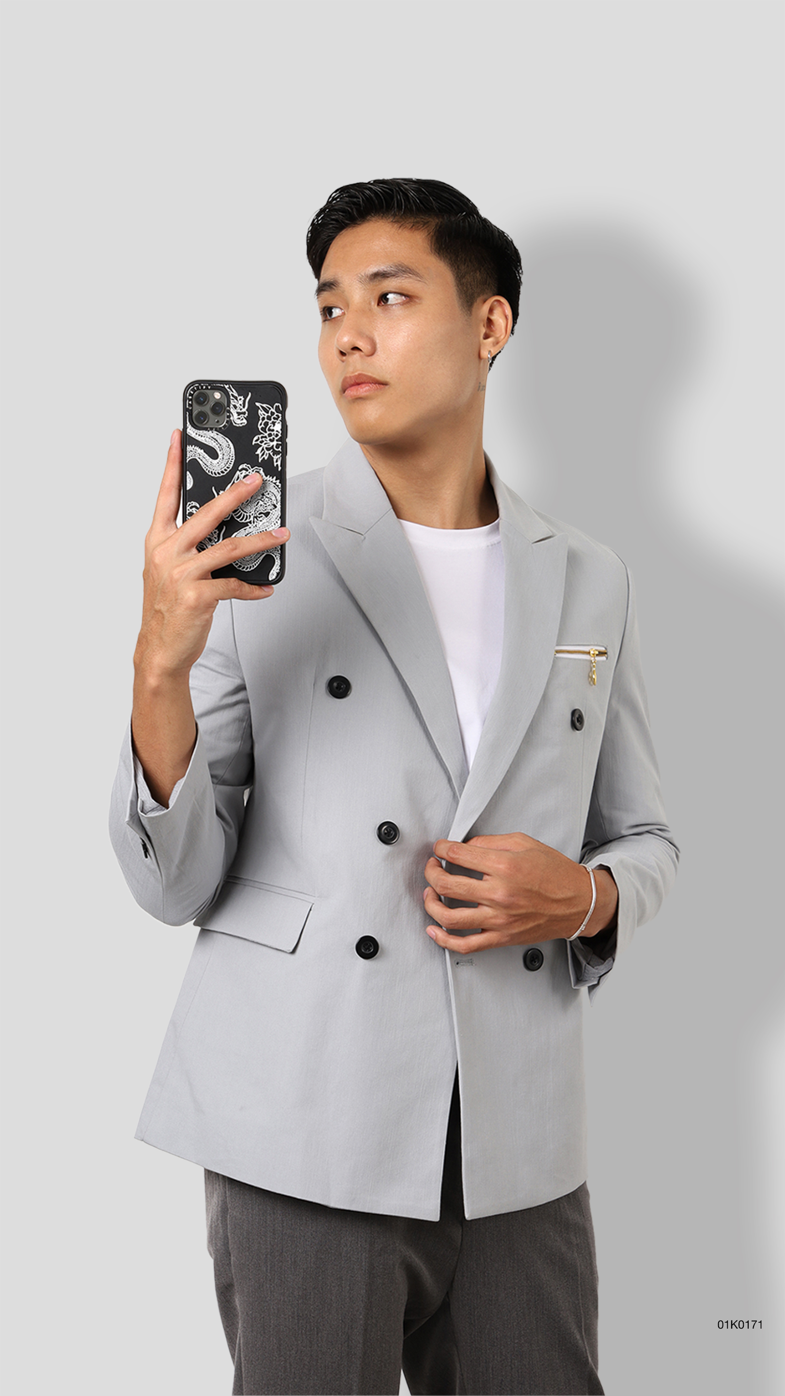 Áo khoác Blazer nam trơn sang trọng AKUBA form regular, mặc thoải mái, nhiều màu | 01K0171