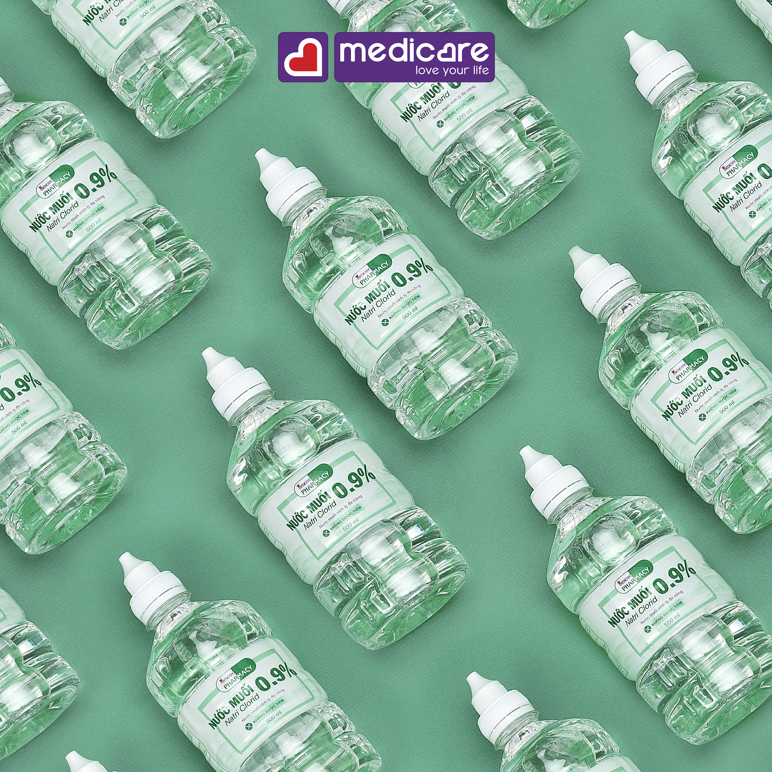 Nước muối MEDiCARE PHARMACY 0.9% 500ml