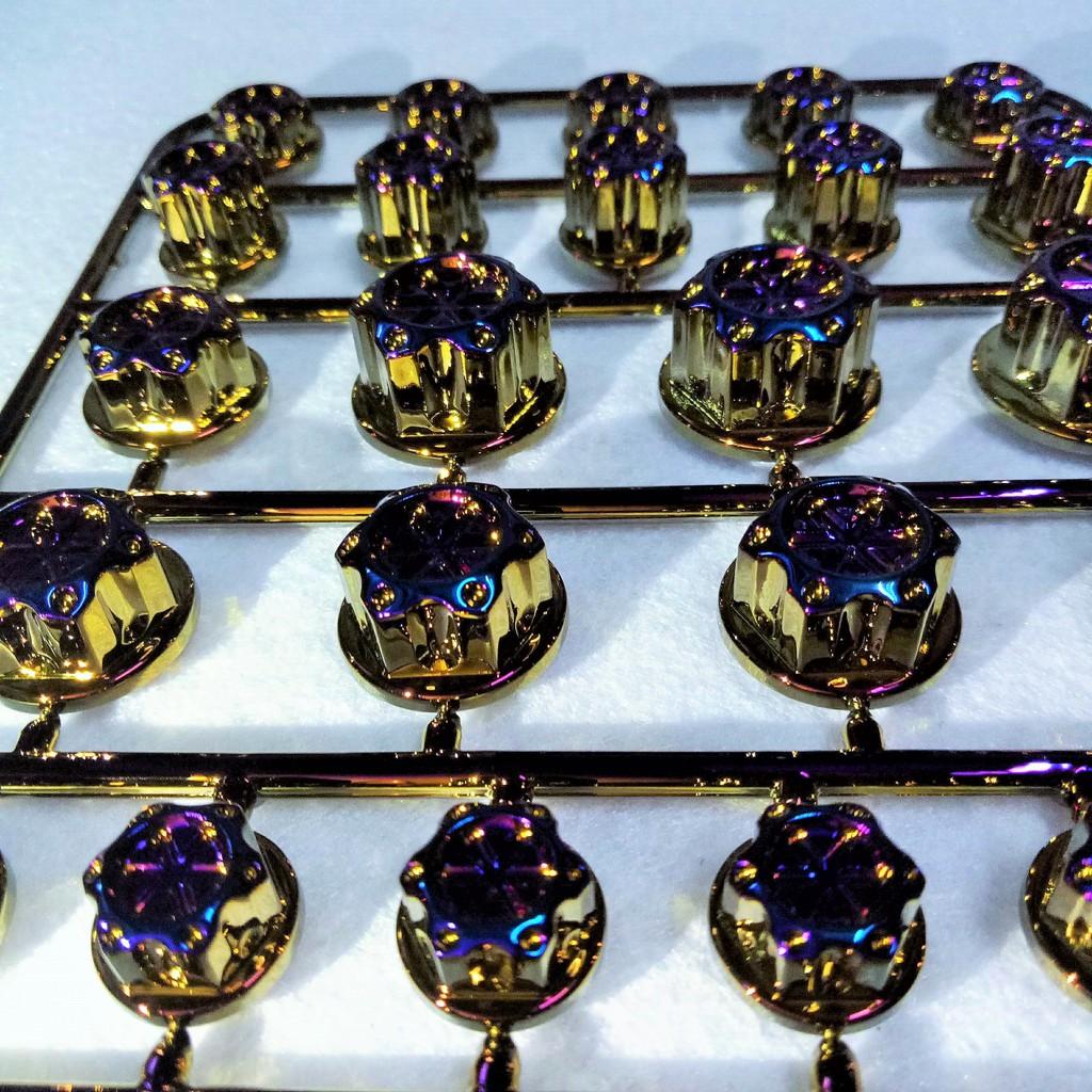 CHỤP ỐC TITAN 7 MÀU - 30 CON - LÀM ĐẸP XE